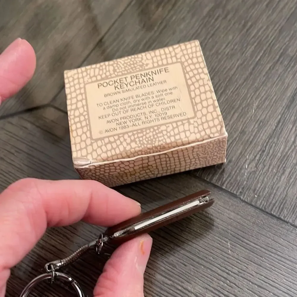Vintage 1983 Avon Pocket Penknife Keychain Brown Simulated Leather